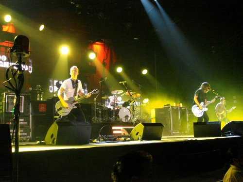 The girlfriend managed to get some really nice photos of the Foo Fighters… I may let her take photos of The Smashing Pumpkins too when we see them in Feburary next year. Nottingham (2007)