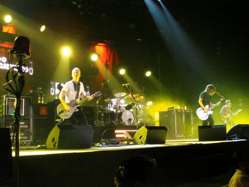 The girlfriend managed to get some really nice photos of the Foo Fighters I may let her take photos of The Smashing Pumpkins too when we see them in Feburary next year. Nottingham (2007)