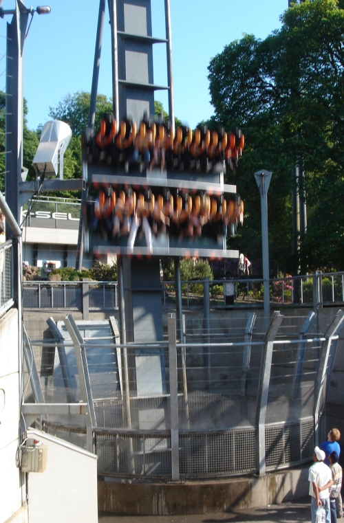 The Oblivion ride, woooooosh, Alton Towers (2006)