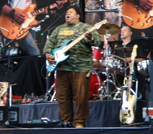 The first thing the crowd shouted when the band came on stage was 'Who ate all the pies…', Derby (2006)