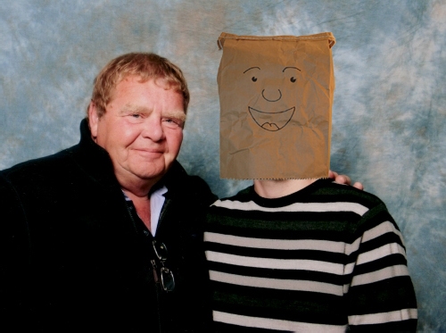 Geoffrey Hughes poses for a photo with me. Milton Keynes (2009)