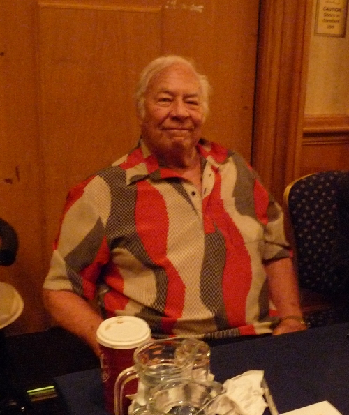 The nice man George Kennedy poses for a photo for me. He was a big fella with really big hands to match. Birmingham (2009)
