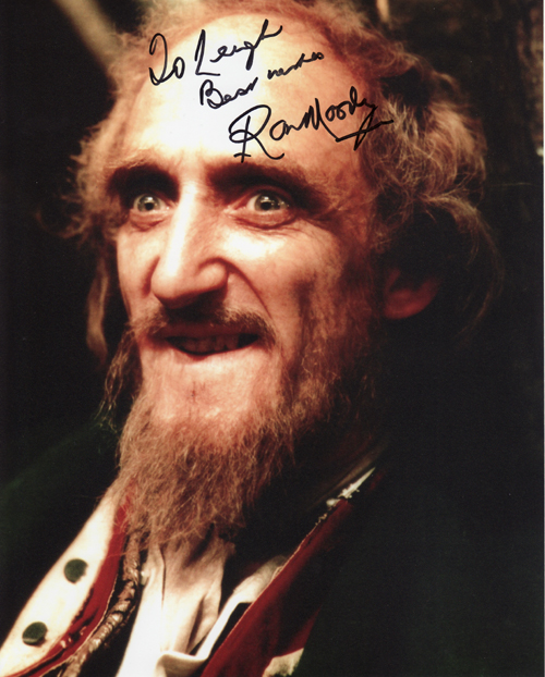 Ron Moody's autograph