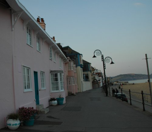 Nice little houses on the Lyme-Regis beach front, Dorset (2007)