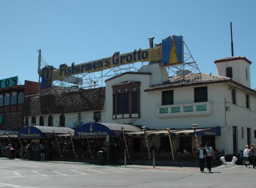 The Fisherman's Grotto where we sat outside and ate some yummy fresh seafood. San Francisco (2007)