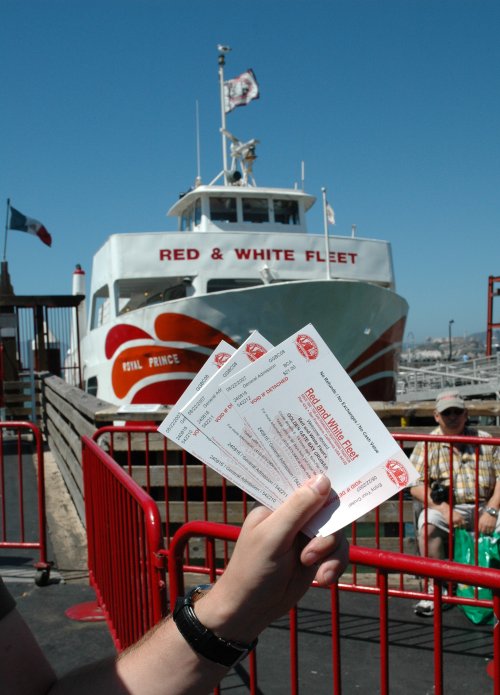 About to board the boat for a tour around the bay. San Francisco (2007)