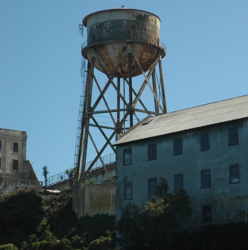 The water tower on Alcatraz. I bet the prisoners didn't like drinking the rusty colour water. San Francisco (2007)
