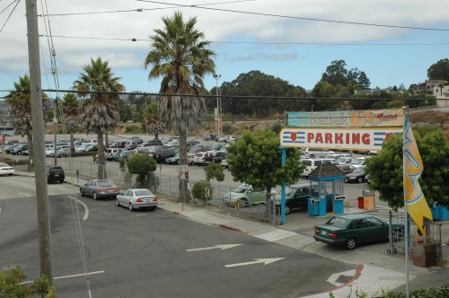 The car park at the end of boardwalk. Santa Cruz (2007)
