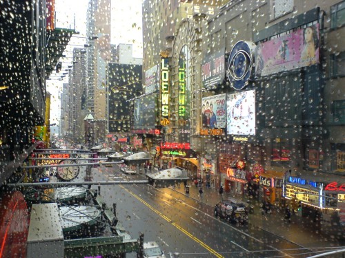 A rainy but nice day outside Loews cinema off Times Square where I saw a cool film called 'The Hostel', New York (2006)