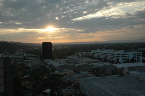 The sun begins to set on Universal Studios, luckily it's open until around 9pm. Los Angeles (2007)