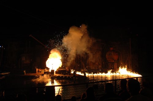 We could feel the heat from the Waterworld show from here! Los Angeles (2007)