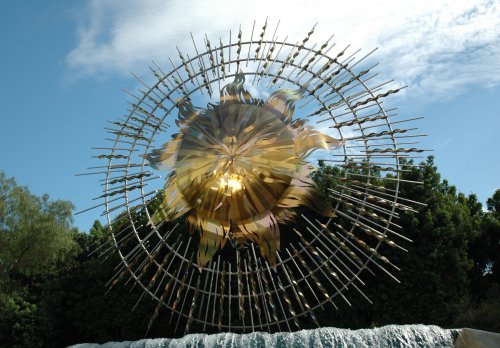 A sun symbol. Not sure what it's for, but it looks very nice. Los Angeles (2007)