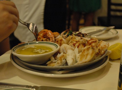 A yummy selection of Seafood, with garlic butter side. Great food and cheap too. Los Angeles (2007)