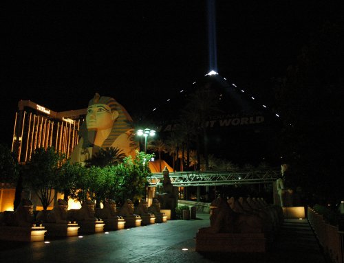 A big black pyramid with a beam of light shining into the sky. Las Vegas (2007)