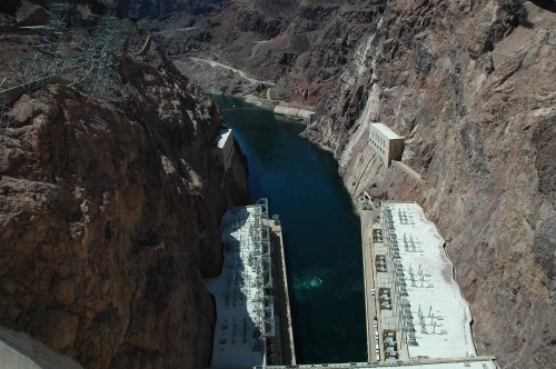 You can't have enough photos of this wonder of engineering that is the Hoover Dam. Nevada/Arizona (2007)