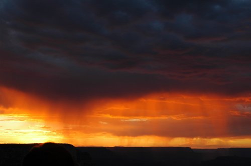 Look at those amazing colours. You don't see skies like that very often. Arizona (2007)