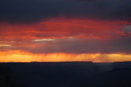 Photo #784c of the sun going down over the Grand Canyon. Arizona (2007)