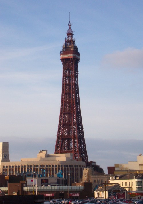 The famous tower, it makes you proud to be British to see such a wonderful piece of rusting architecture, Blackpool (2006)