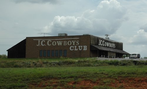 A club specifically for Cowboys, yee-ha! Oklahoma (2007)